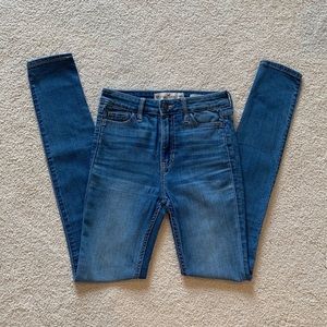 Hollister super skinny jeans